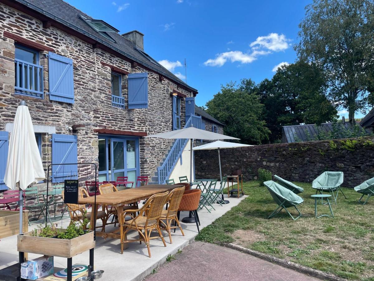 Auberge Val Sans Retour Trehorenteuc Bagian luar foto